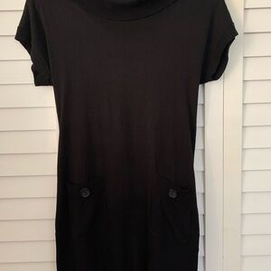 August Silk Black Knit Dress Short Sleeve Cowl Neck Pockets Casual‎